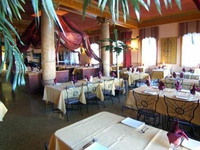 Clarion Inn & Suites בלוויל מראה חיצוני תמונה