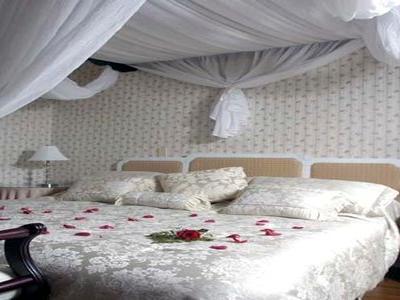 Clarion Inn & Suites בלוויל חדר תמונה